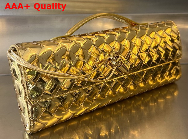 Bottega Veneta Andiamo Clutch in Gold Metallic Intrecciato Leather Replica
