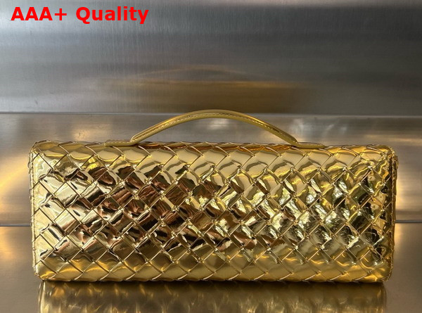Bottega Veneta Andiamo Clutch in Gold Metallic Intrecciato Leather Replica
