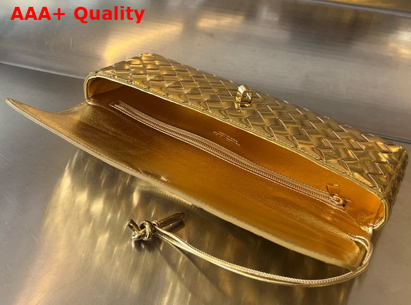 Bottega Veneta Andiamo Clutch in Gold Metallic Intrecciato Leather Replica