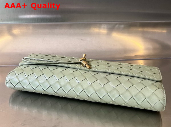 Bottega Veneta Andiamo Clutch in Travertine Intrecciato Leather Replica
