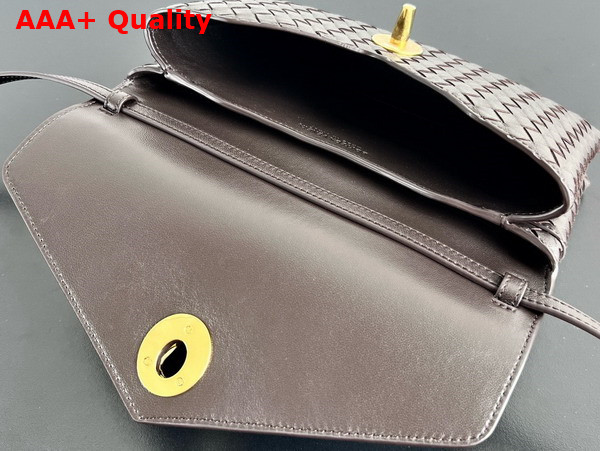 Bottega Veneta Knot Lock Cross Body Bag in Fondant Intrecciato Leather Replica