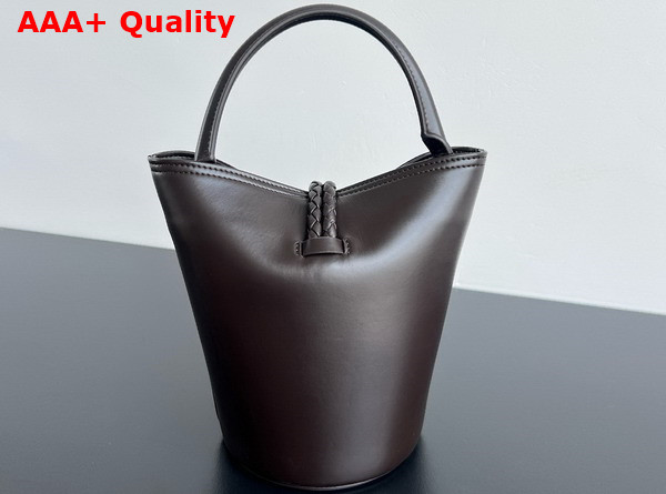 Bottega Veneta Small Liberta Bucket Bag in Fondant Smooth Calf Leather Replica
