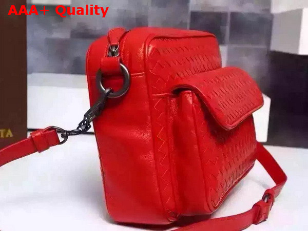 Bottega Veneta Women Messenger Bag in Red Replica