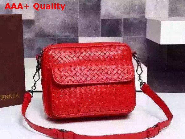 Bottega Veneta Women Messenger Bag in Red Replica