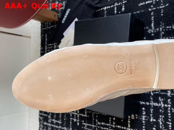 Chanel Ballet Flat in Embroidered Lambskin and Patent Calfskin White and Black Replica