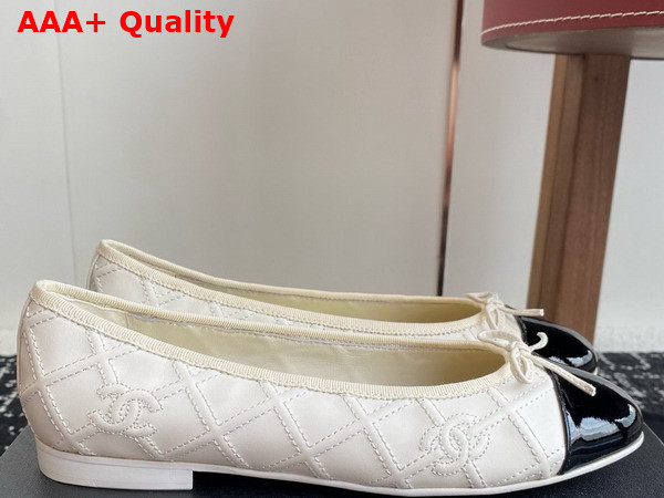 Chanel Ballet Flat in Embroidered Lambskin and Patent Calfskin White and Black Replica