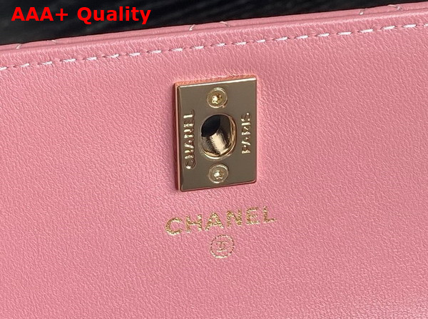 Chanel Clutch with Chain Lambskin Diamante and Gold Metal Light Pink AP4293 Replica