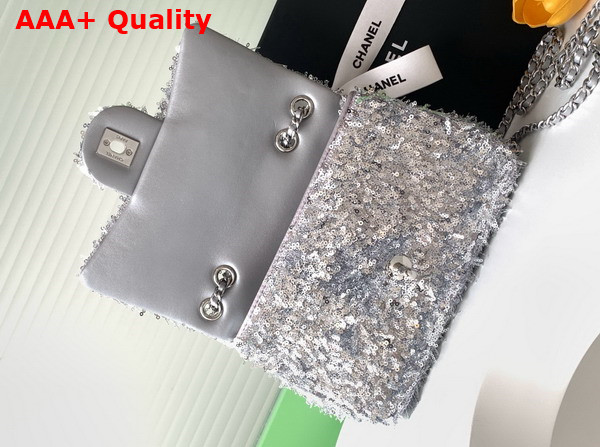 Chanel Flap Bag in Silver Fringed Sequins and Silver Tone Metal AS4561 Replica