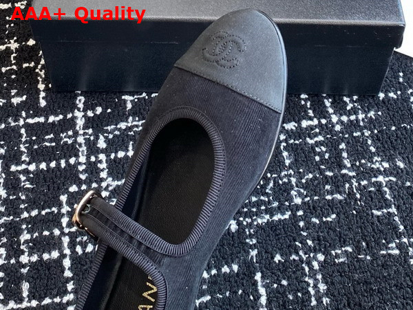 Chanel Mary Janes in White Fabric and Grosgrain G46467 Replica