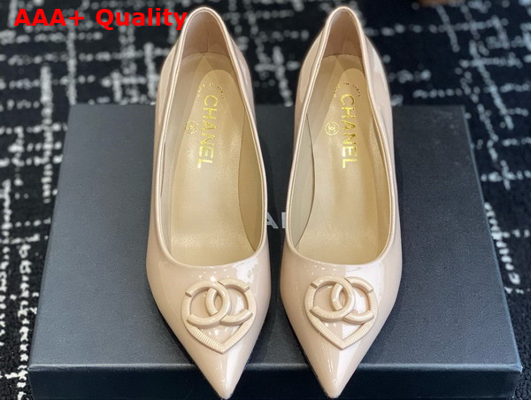 Chanel Patent Leather Pump in Beige Replica