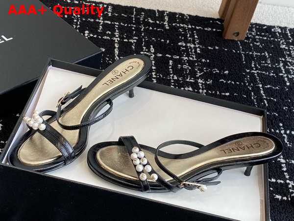 Chanel Slide Sandal in Black Crinkled Calfskin and Pearls Replica