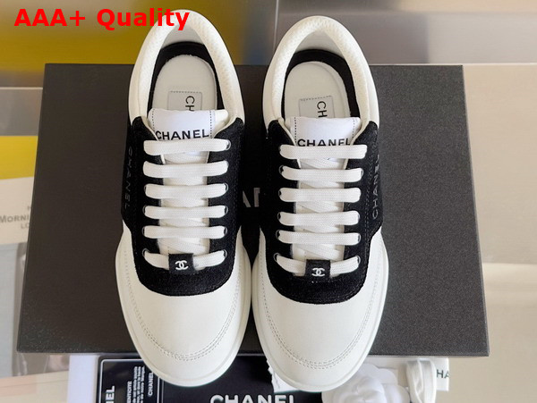 Chanel Sneaker in White Calf Leather and Black Suede Leather Replica