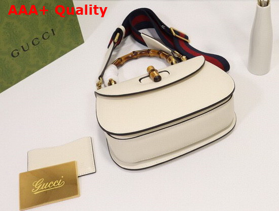 Gucci Small Top Handle Bag with Bamboo White Leather 675797 Replica