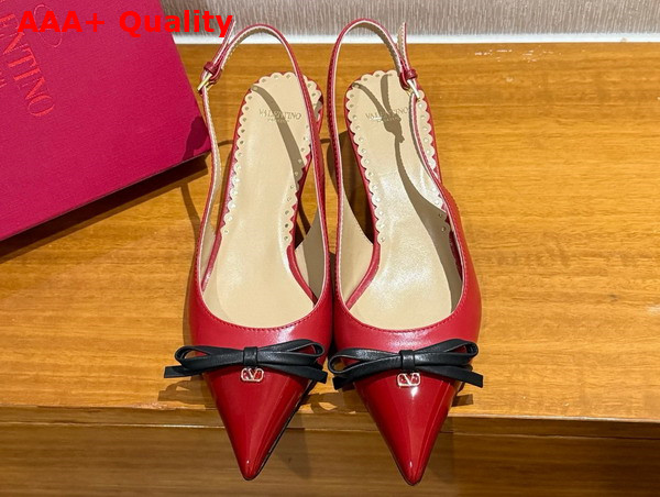 Valentino Garavani Bepointy Patent Leather and Kidskin Slingback Pump Red and Black Replica