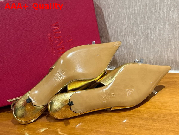 Valentino Garavani Bepointy Slingback Pump in Two Tone Kidskin Gold and Silver Replica