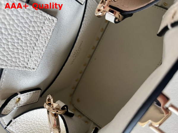 Valentino Garavani Rockstud Small Handbag in White Grainy Calfskin Replica