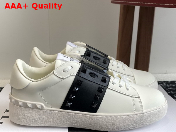 Valentino Garavani Rockstud Untitled Sneaker in Calfskin with Tonal Studs White Replica
